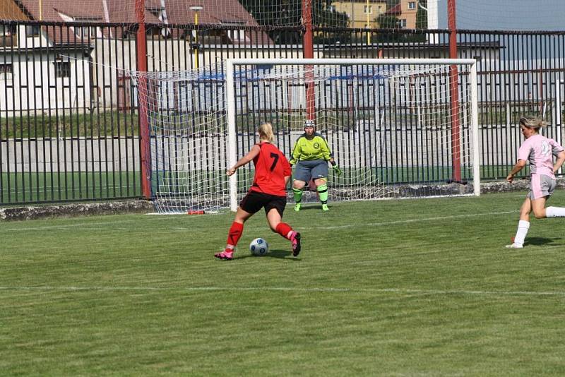 Krajský přebor žen: Brumov - Březnice 4:0. 