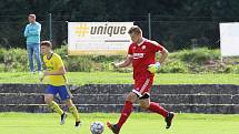 Fotbalisté Zlína B (žluté dresy) v 5. kole MSFL přehráli Znojmo 4:0. Foto: Jan Zahnaš