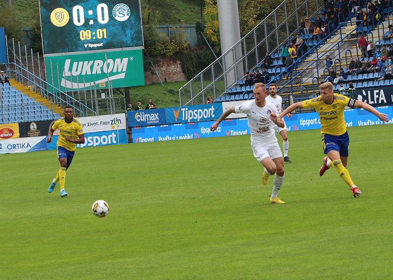 Fotbalisté Zlína (žluté derby ) v nedělním derby hostili sousední Slovácko.