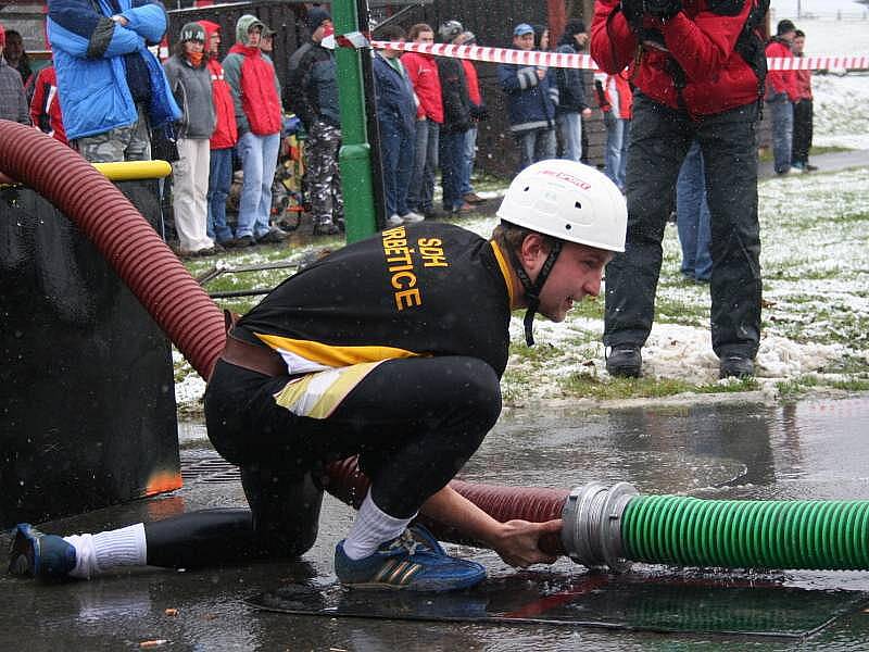 Klání v požárním sportu ve Vlachovicích