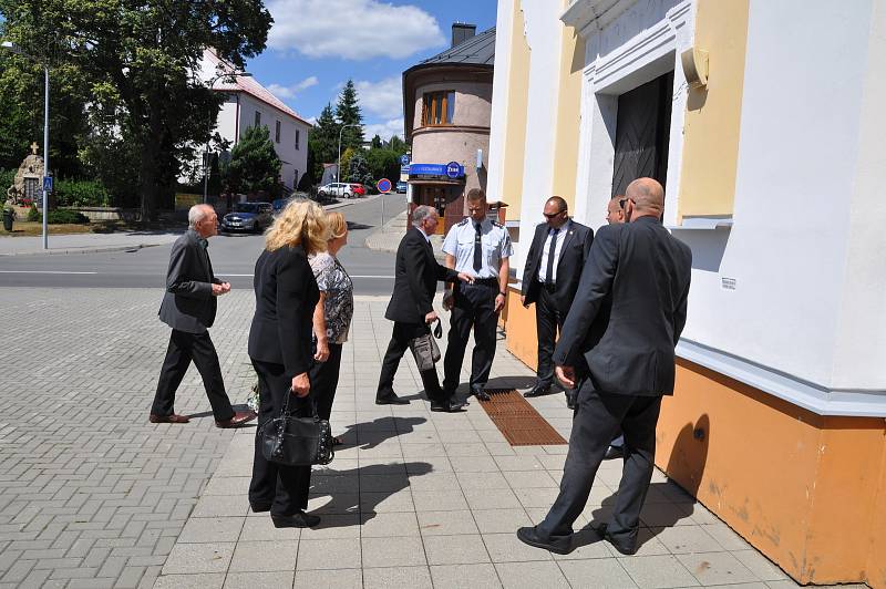 Pohřeb významného moravského agronoma a politika Františka Čuby se konal  v kostele Narození sv. Jana Křtitele ve Slušovicích ve středu 3. července 2019. Na poslední cestě zesnulého doprovodil i prezident Miloš Zeman, který byl jeho dlouholetým přítelem. 