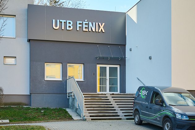 V bývalém klubu Fénix ve Zlíně buduje Univerzita Tomáše Bati (UTB) nové multimediální centrum; březen 2023