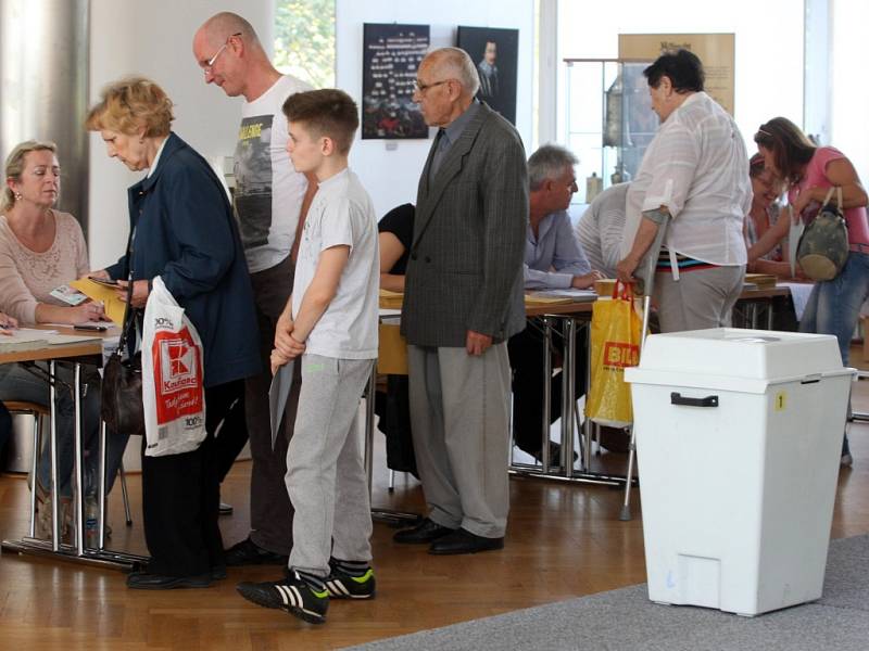 Senátní a komunální volby 2014 okrsek č. 1 Kolektivní dům ve Zlíně.