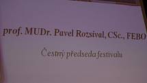 Kongresové centrum ve Zlíně bylo v pátek místem konání čtvrtého ročníku Zlínského očního festivalu.