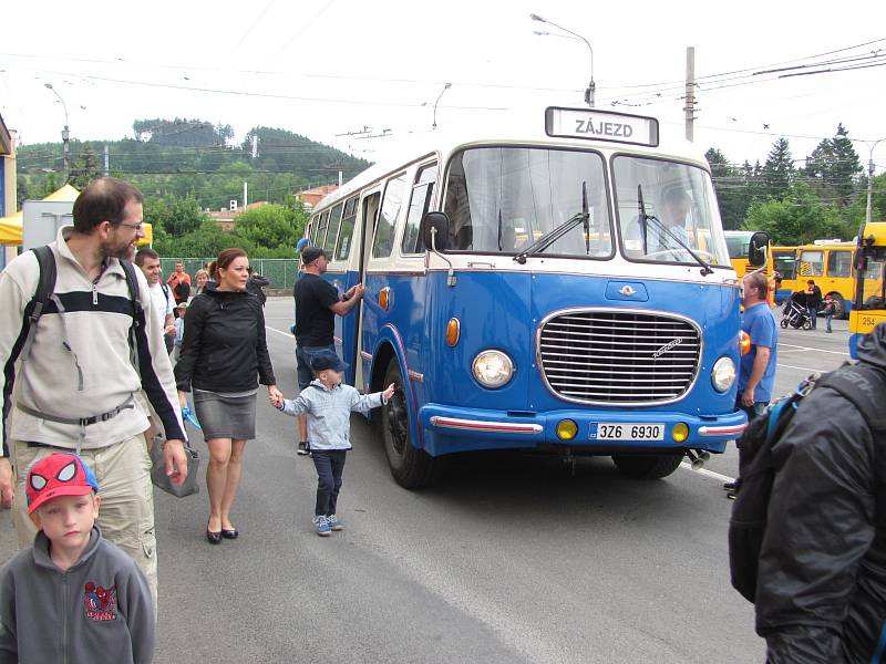 Autobusu RTO 706