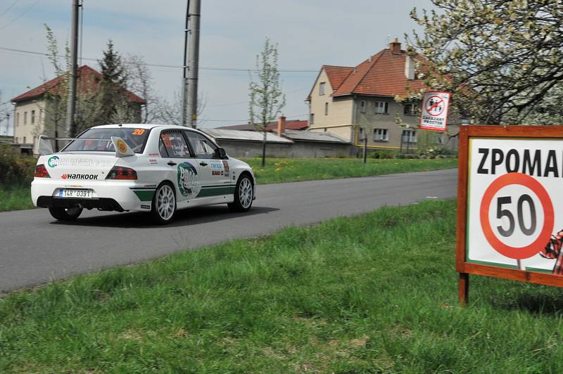 Pod taktovkou dvou mladých regionálních pilotů Erika Caise a Adama Březíka se nesel závod 27. ročníku Rallysprint Kopná, který se konal v sobotu v okolí Slušovic.