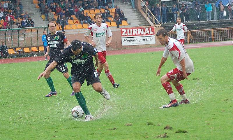 Utkání druhého kola druhé fotbalové ligy FK Baník Sokolov – FC Tescoma Zlín 2:3.