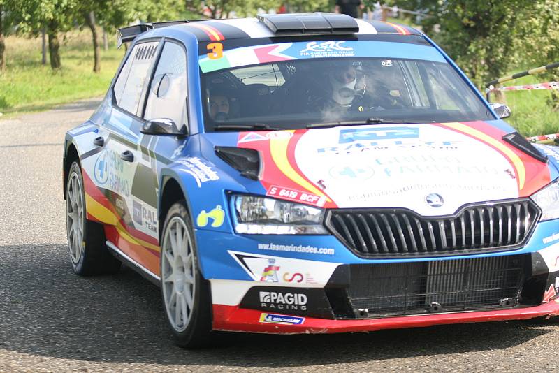 Závodníci jubilejního 50. ročníku Barum Czech Rally Zlín měli ve středu možnost testovací rychlostní zkoušky v okolí Velkého Ořechova.