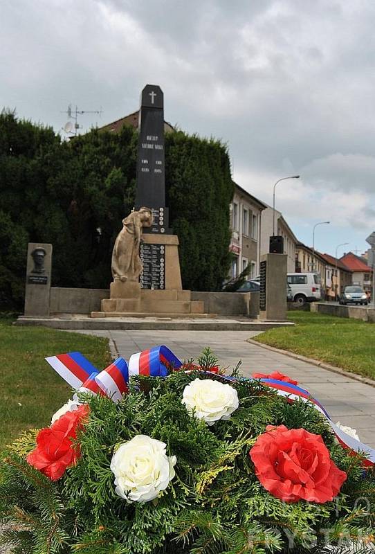 75. výročí osvobození města Fryštáku a konec II. světové války.