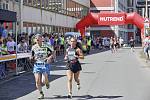 Sedmý ročníku Festivalového půlmaratonu MONET + Zlín 2022 vyhráli 27letý Matěj Beníček z otrokovického týmu KESBUK a 45letá Petra Pastorová (MK Seitl Ostrava).