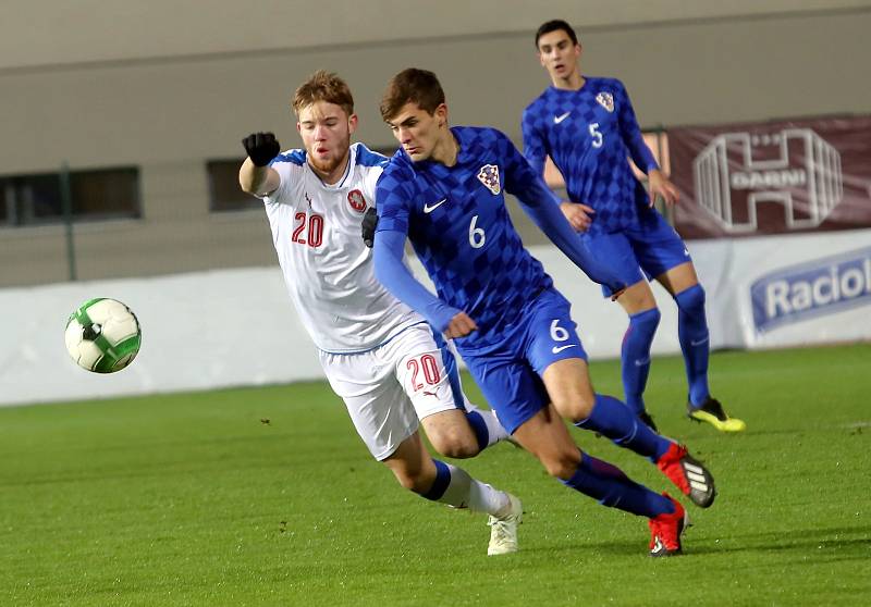 fotbal: Česká republika  19  - Chorvatsko 19