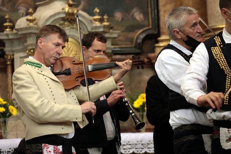 Pohřeb Lubomíra  Málka v kostele Neposkvrněného početí Panny Marie v Uherském Brodě, 6. 11. 2021