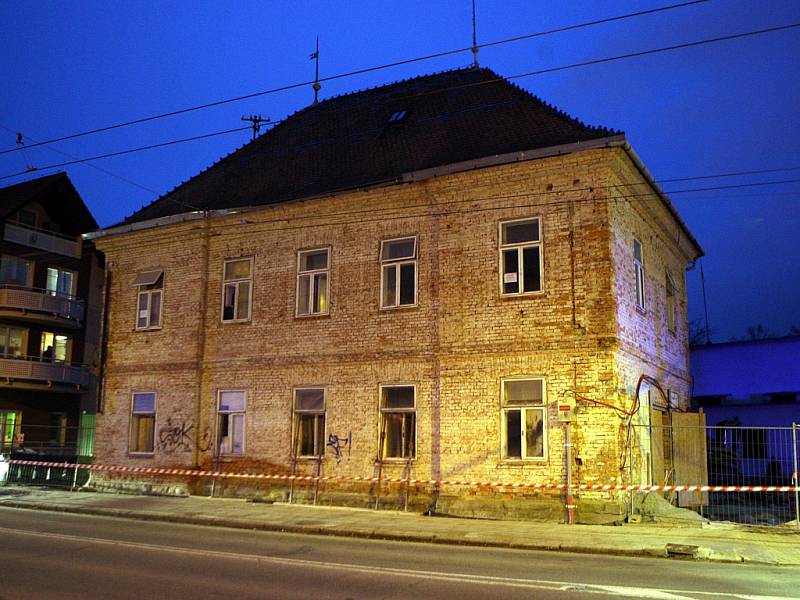 Havárie domu v rekonstrukci na Sokolské ulici ve Zlíně. 