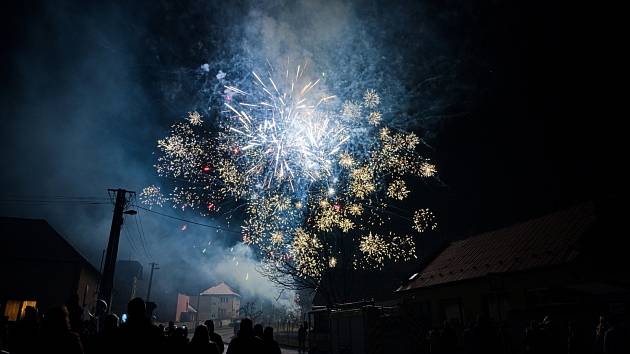 Novoroční ohňostroj Spytihněv 1. ledna 2022.