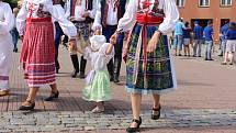 Ve Zlíně probíhá populární Festival dechových hudeb, kterého se účastní také folklorní soubory. 