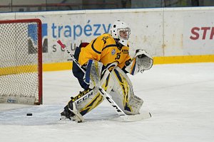 Brankář hokejových juniorů Zlína Marek Uherek