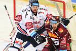 Utkání předkola play off hokejové extraligy - 3. zápas: HC Sparta Praha - HC Vítkovice Ridera, 14. března 2019 v Praze. Na snímku (zleva) Petr Šidlík, Lukáš Pech