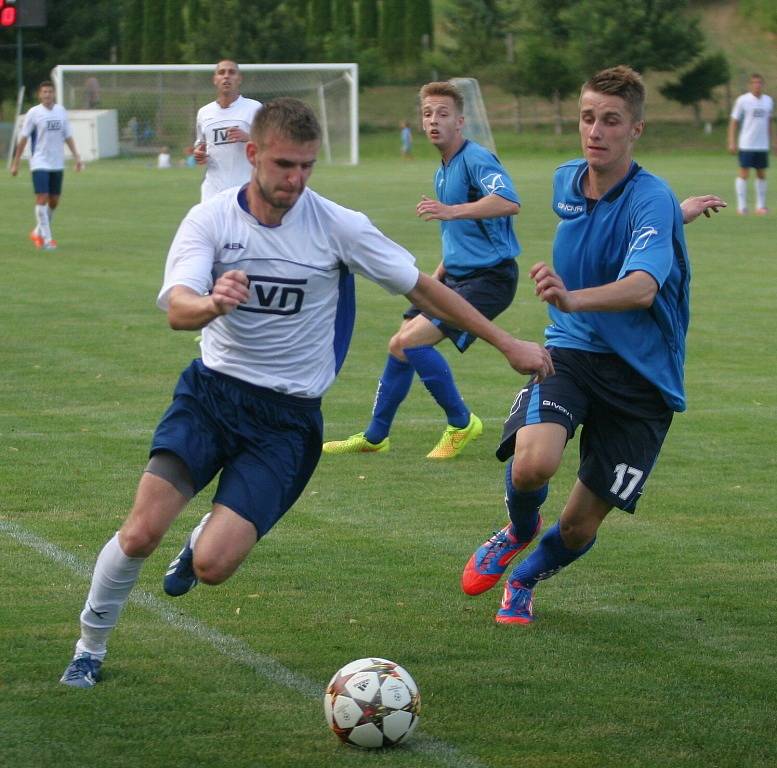 Fotbalisté TVD Slavičín porazili v 1. kole poháru FAČR Viktorii Otrokovice a vyzvou prvoligové Slovácko.