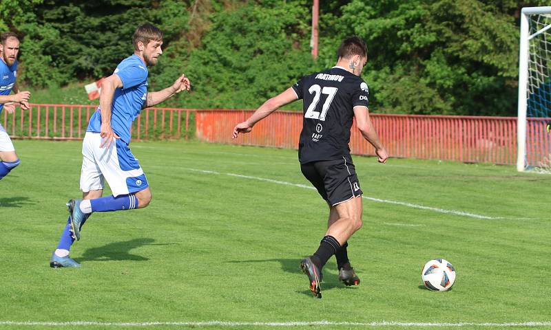 Fotbalisté Otrokovic v pátek večer otočili zápas proti Vratimovu.