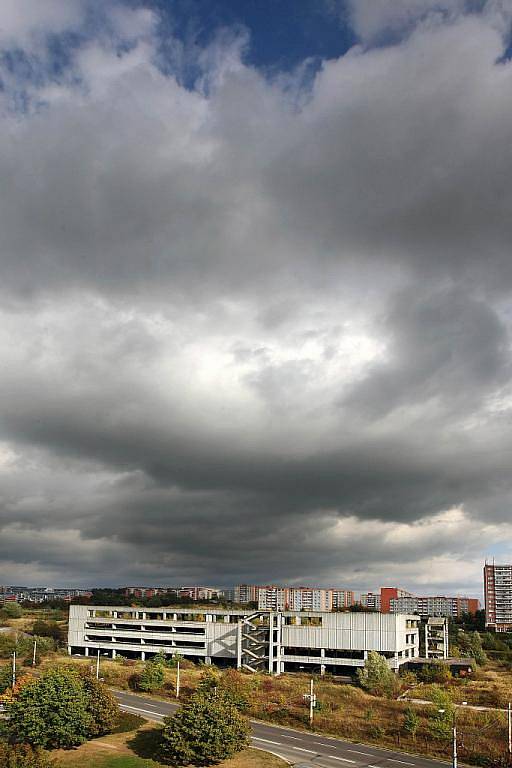 Ruina na zlínském sídlišti Jižní Svahy známá jako torzo