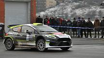 Exhibici VHS Mikuláš Rally ve Slušovicích v sobotu opanoval Ondřej Bisaha se spolujezdcem Jakubem Navrátilem ve voze Hyundai i20 R5. Druhé místo obsadil Martin Vlček se shodným vozem a na třetím místě se umístil Antonín Tlusťák s vozem Škoda Fabia.