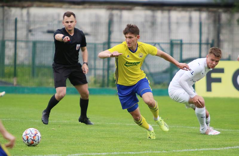 Fotbalisté Zlína B se v sobotu dopoledne utkali s juniorkou Slovácka.