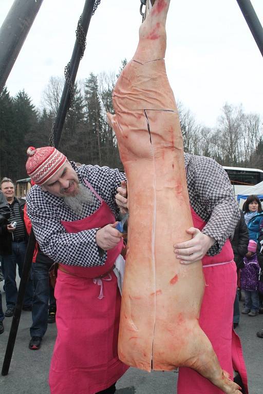 V sobotu 15. března se na hrázi luhačovické  přehrady, konala akce s názvem Luhačovická zabijačka 2014