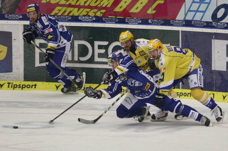 S nožem na krku v podobě vyřazení vstupovali do sobotního 6. zápasu čtvrtfinále play-off extraligy domácí hokejisté Zlína proti Kometě Brno.