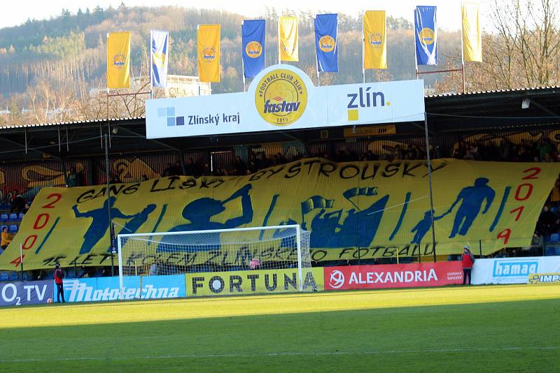 Fotbalisté Zlína (ve žlutých dresech) v 18. kole FORTUNA:LIGY hostili na Letné sousední Slovácko.