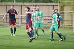 Fotbalisté Mysločovic (v bílo-zeleném) v rámci 21. kola okresního přeboru OFS Zlín doma podlehli Štípě 1:7. Hosté tak i nadále jsou v tabulce druzí, domácí naopak beznadějně poslední.