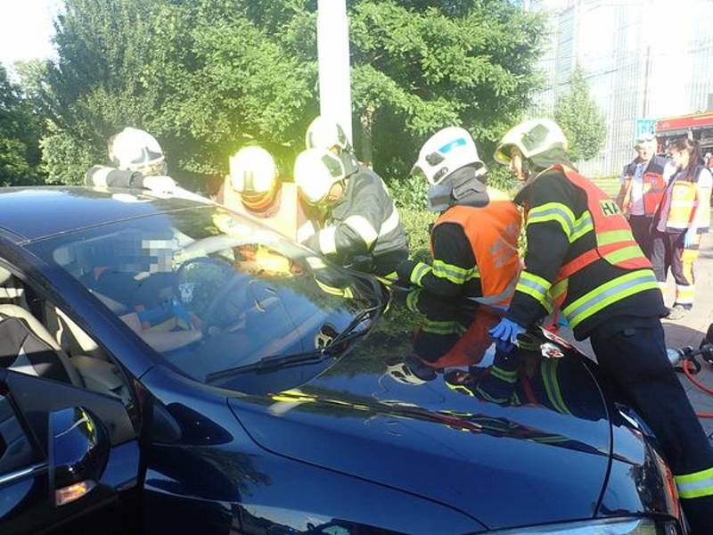Autonehoda ve Zlíně. Ilustrační foto