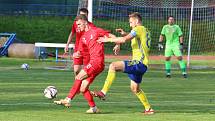 Fotbalisté Fastavu Zlín (ve žlutých dresech) se ve středu odpoledne představili v rámci Mol Cupu v Blansku.