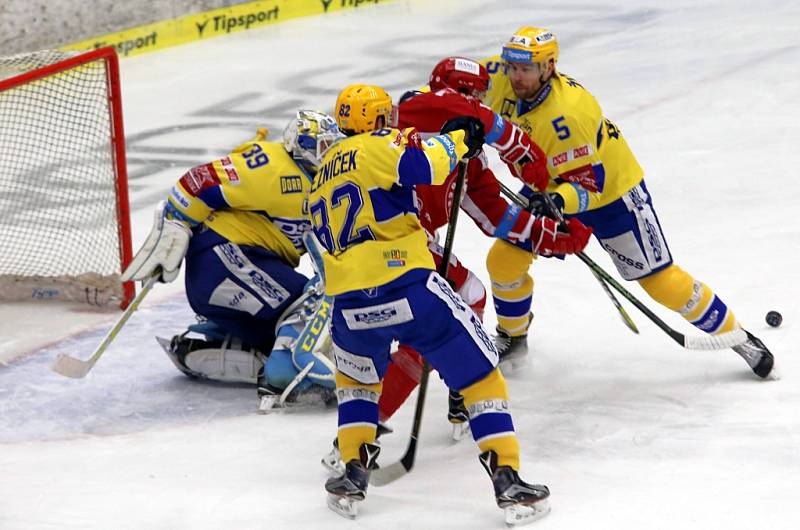 PSG Zlín - HC Oceláři Třinec. 