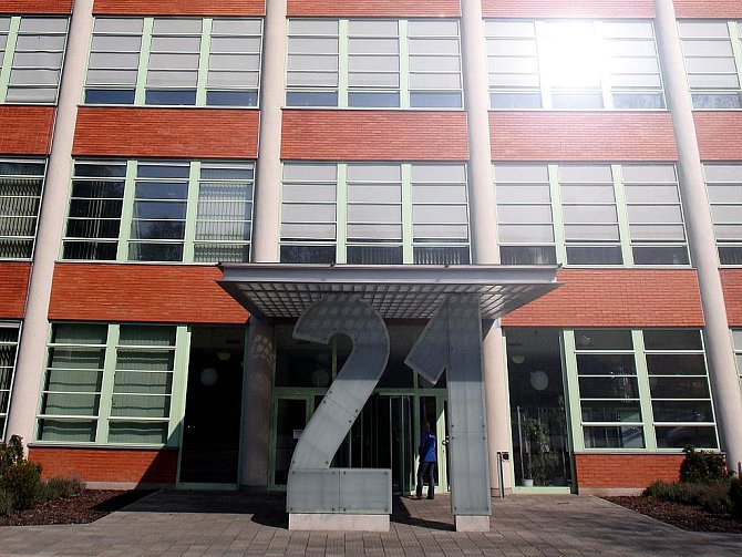 Budova Krajského úřadu ve Zlíně. Ilustrační foto.