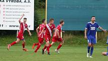 Dvizní fotbalisté Slavičína (v modrém) v rámci středečního 1. kola MOL Cupu doma vyřadili třetiligový Frýdek-Místek v prodloužení 3:2. 