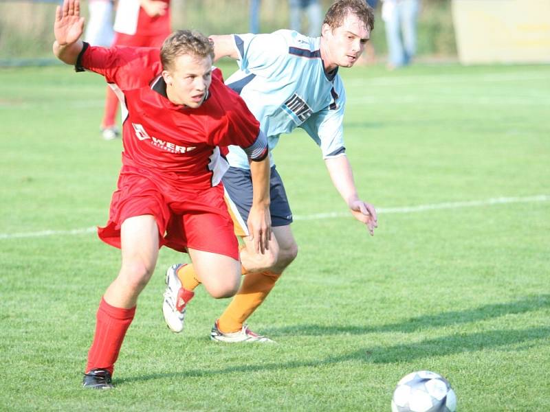 Fotbalisté Lužkovic nastoupí v jarní části soutěže pod vedením nového trenéra