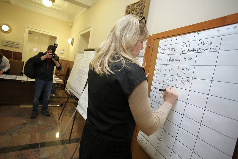 Druhé kolo prezidentských voleb 2018 na  magistrátu městského úřadu, centrální evidence