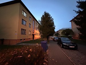 Na sídlišti Moravanské v Otrokovicích přibudou parkovací stání; listopad 2023