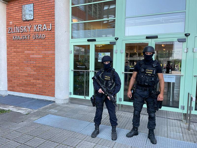 Střelba v budově Krajského úřadu ve Zlíně.