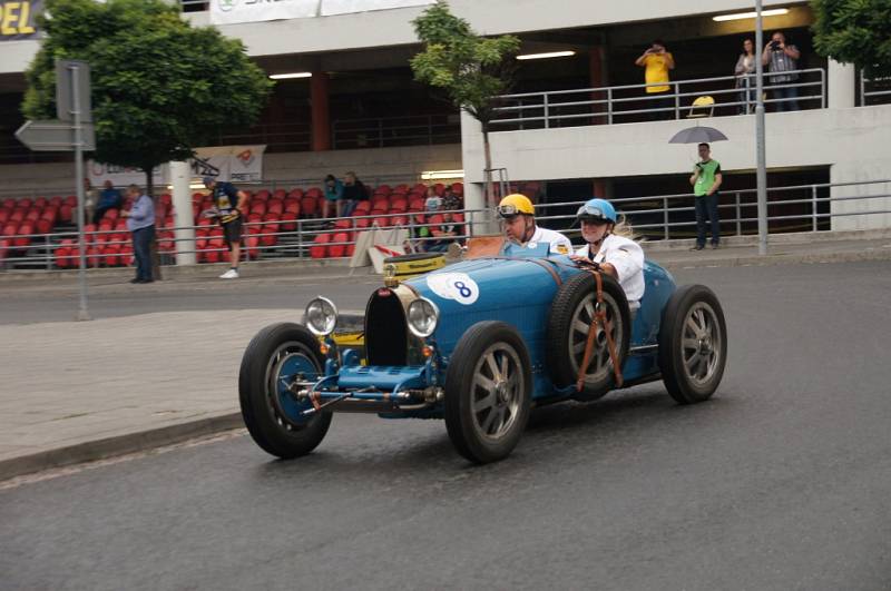 Start 49. ročník Barum Czech Rally. Bugatti