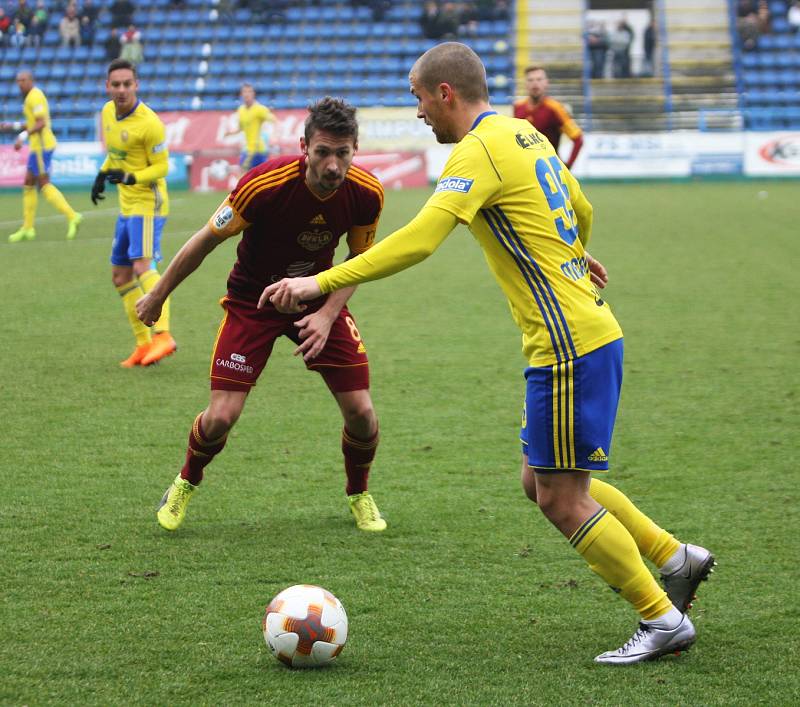 Fotbalisté Fastavu Zlín proti pražské Dukle