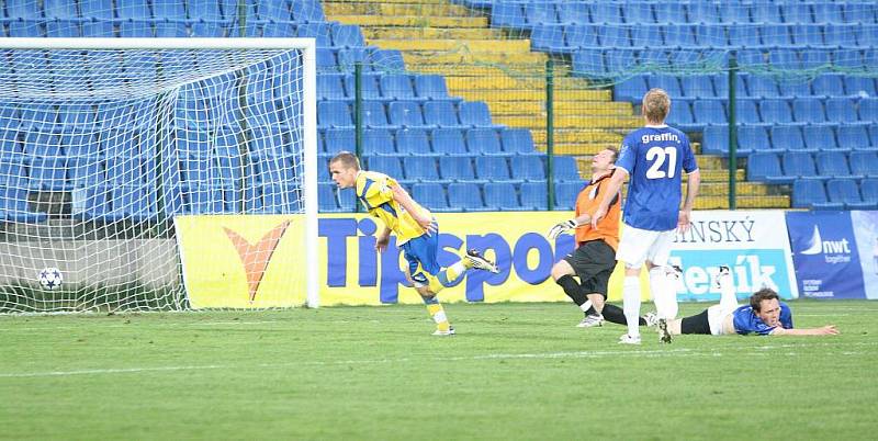 Zlín (ve žlutém) vs. Vlašim, II. liga