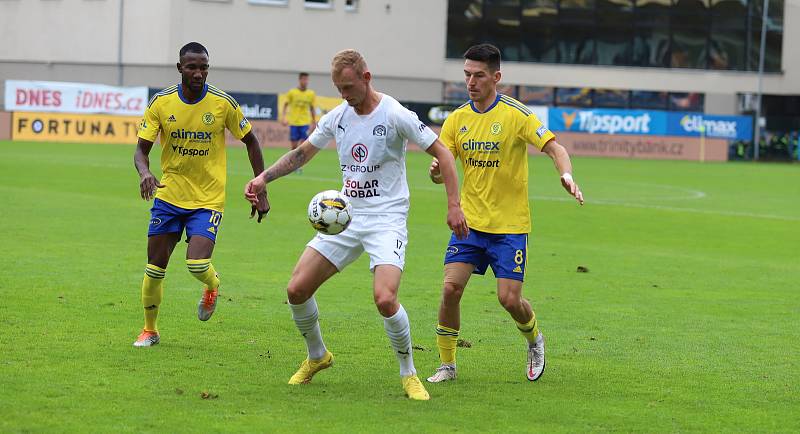 Fotbalisté Zlína (žluté derby ) v nedělním derby hostili sousední Slovácko