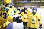Ve valašském hokejovém derby krajské ligy starších žáků "A" zvítězili mladíci zlínských Beranů na ledě Vsetína 6:1.