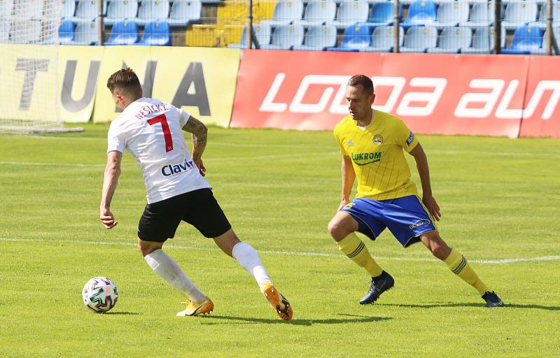 Fotbalisté Zlína (ve žlutých dresech) ve 31. kole FORTUNA:LIGY hostili poslední Opavu.