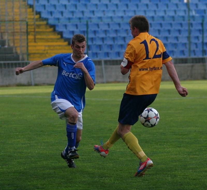 fotbal, KFS, finále, Pohár Hejtmana Zlínského kraje, Štítná nad Vláří (žlutí) - FC Rak Provodov