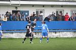 Zápas fotbalové I. B třídy mezi Lužkovicemi (v černém) a Veselou ovládli domácí 2:0.