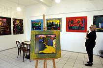 Výstava obrazů Boris Jirků v Galerii pod radnicí ve Zlíně.