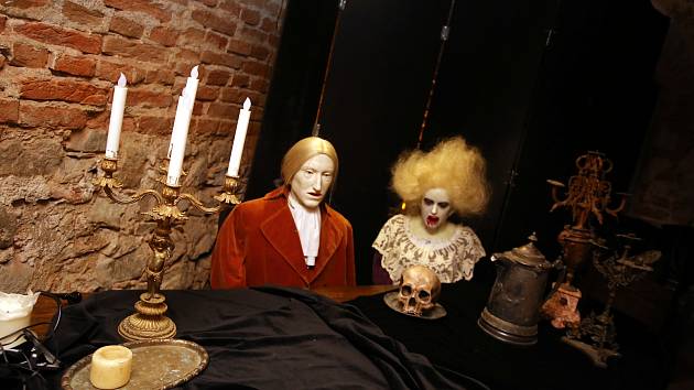 Výstava Strašidelné sklepení zlínského zámku ve Zlíně.