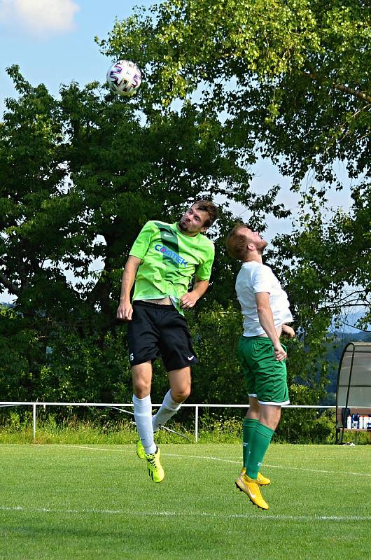 Na hřišti v Újezdu se o víkendu dohrála LIGA4, které se zúčastnily čtyři týmy ze Zlínska.